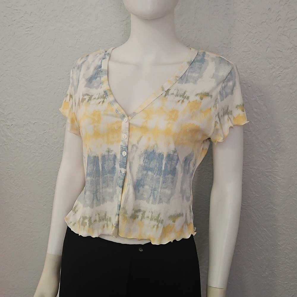 JUST POLLY Pastel Tie Dye Ruffle Button-Up Short Sleeve Festival Crop Top - Picture 3 of 7